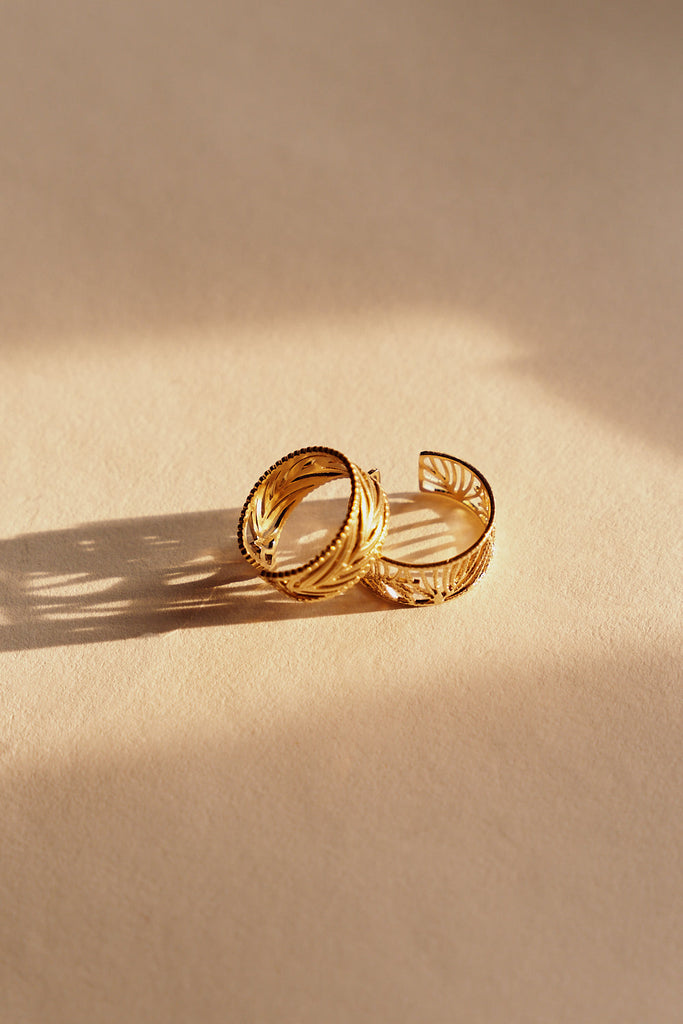 Filigraner goldfarbener Ring mit luftigem orientalischen Design